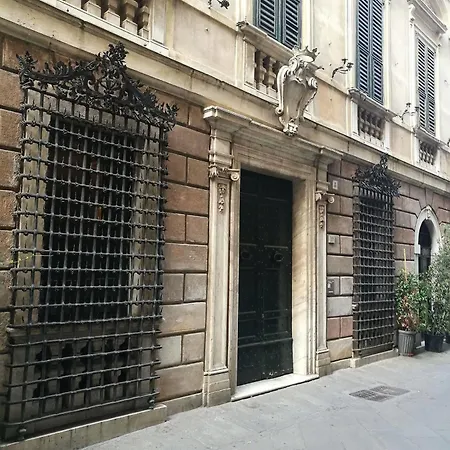 Corte Palazzo Picedi Benettini
